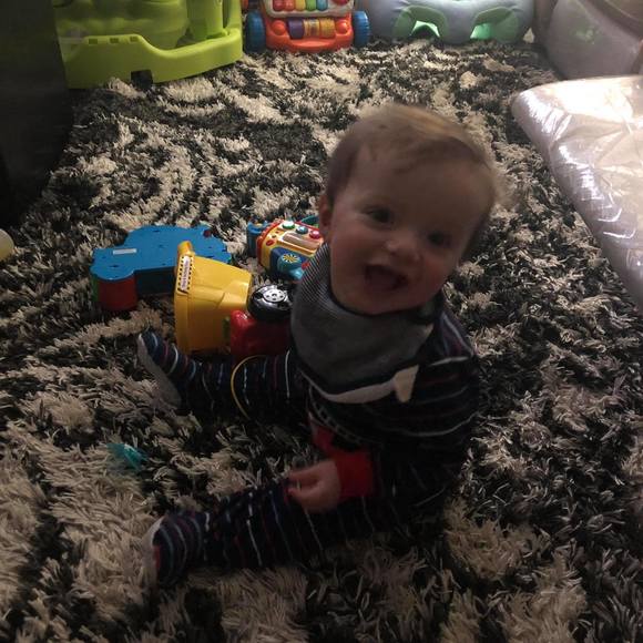 Meet your Posher, Jessica - Picture 1 of 1